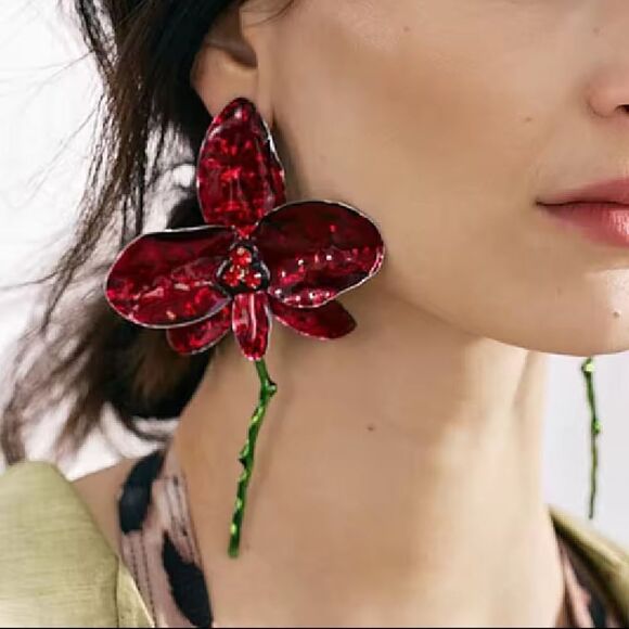 New ZARA Red Enamel Flower statement earrings - Picture 7 of 15
